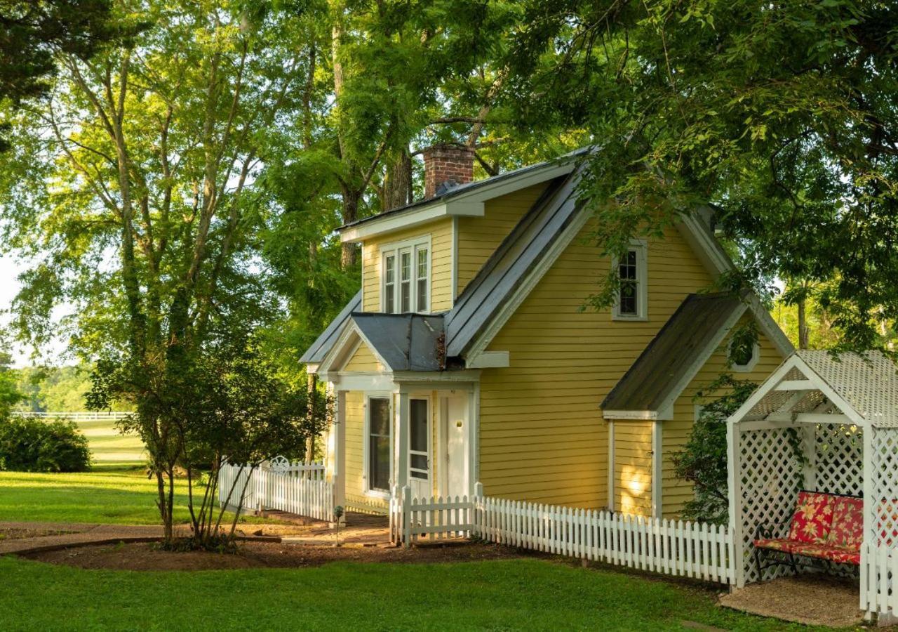 Prospect Hill Inn & Restaurant Zion Crossroads Buitenkant foto